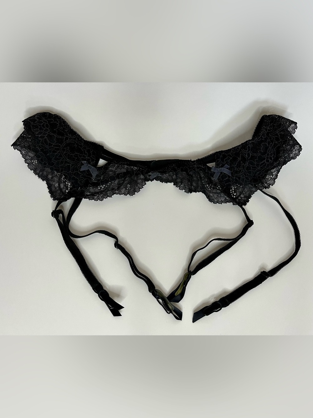 🩷 Victoria's Secret Black Lace Garter Belt